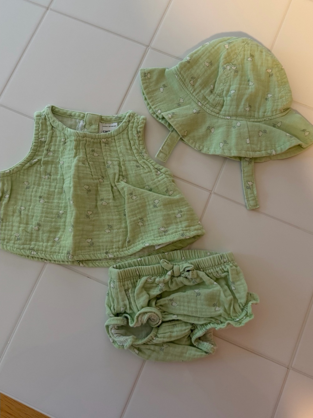 Carter's Pastel Green Muslin Tank Top, Bloom Shorts & Sun Hat Set